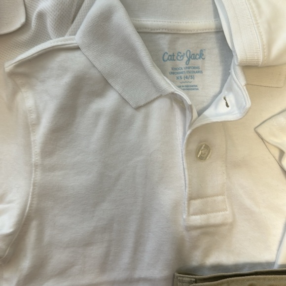 School uniforms - Picture 3 of 5